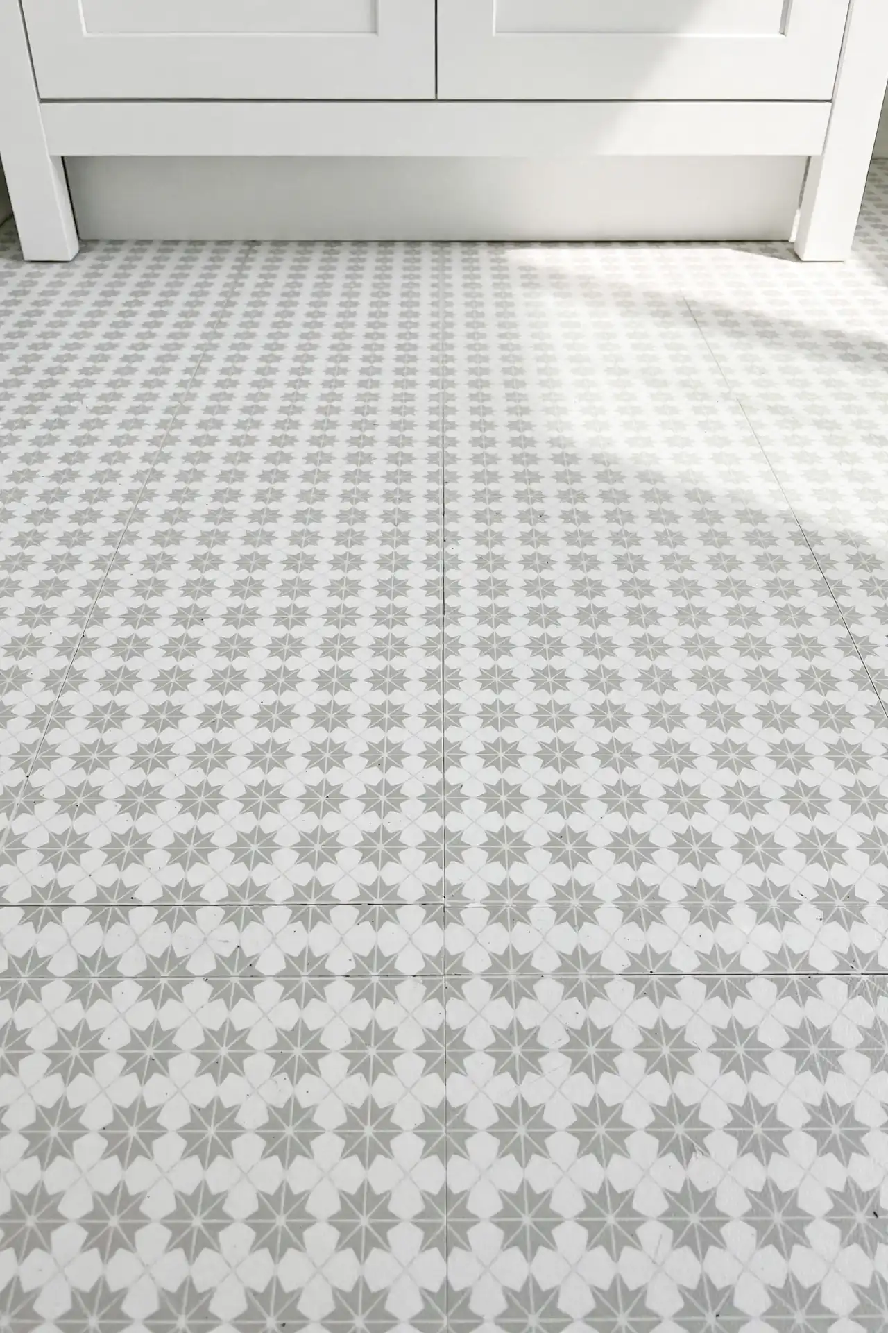 Peel Stick Tiles