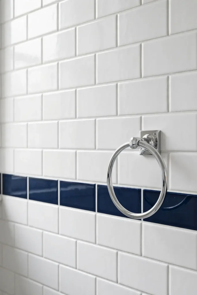 Border Stripe Detail